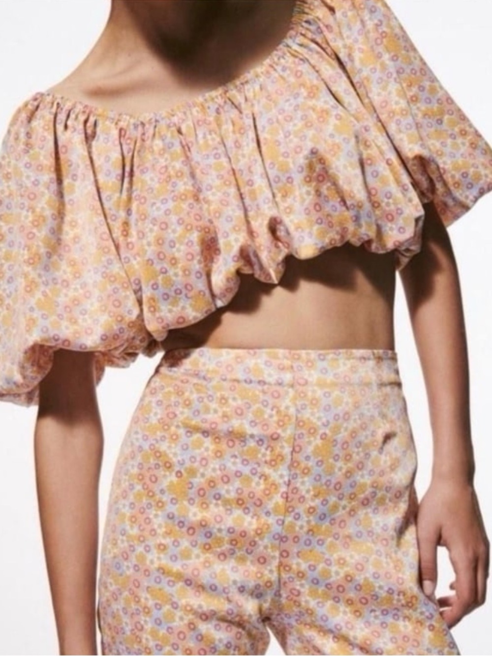 Zara Satin Floral Print Bubble Sleeve Crop Top sz S